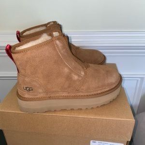 Brand new in box UGG Neumel Platform Zip Suede Booties